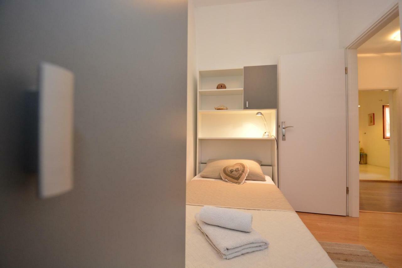 Apartman Perovic Задар Экстерьер фото